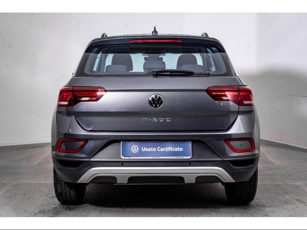 Volkswagen T-Roc usata a Novara (5)