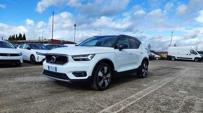 Volvo XC40 D3 AWD Geartronic Momentum Pro del 2019 usata a Empoli