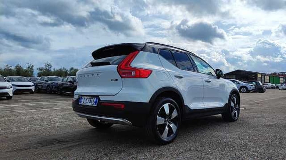 Volvo XC40 usata a Firenze (9)