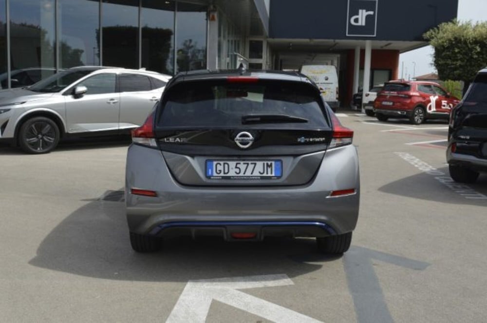 Nissan Leaf usata a Latina (6)