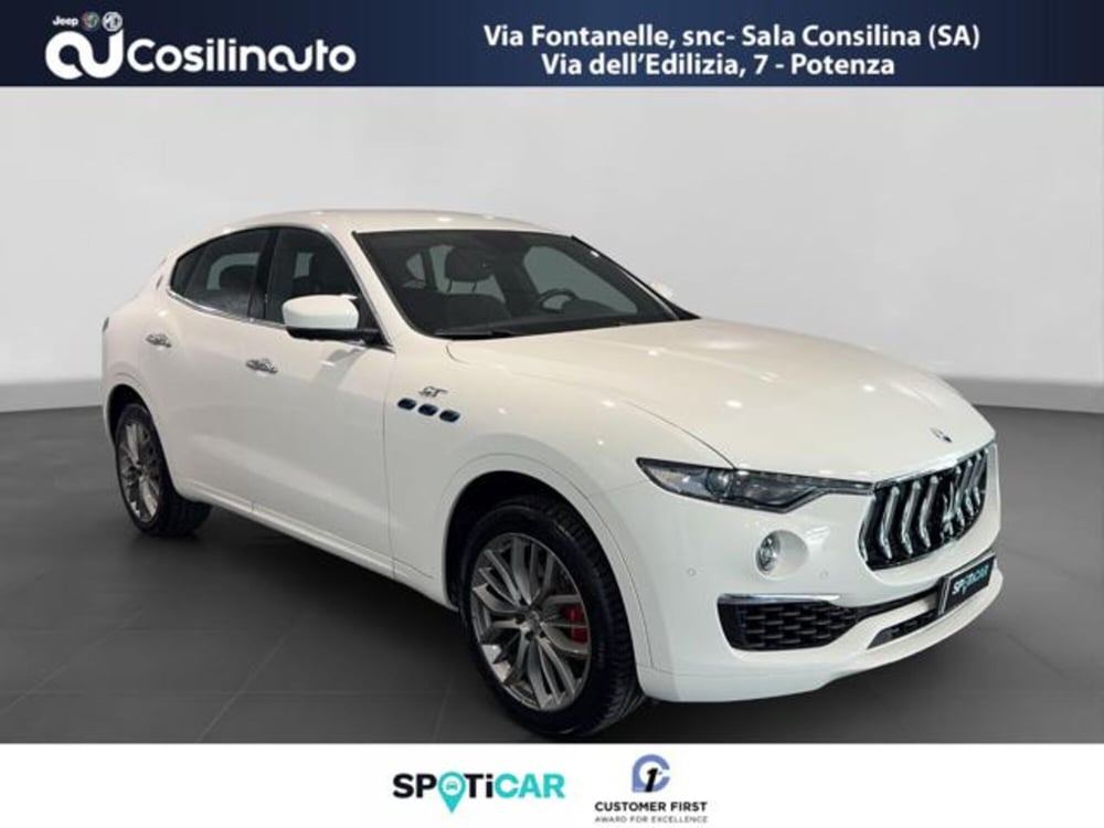 Maserati Levante usata a Salerno (7)