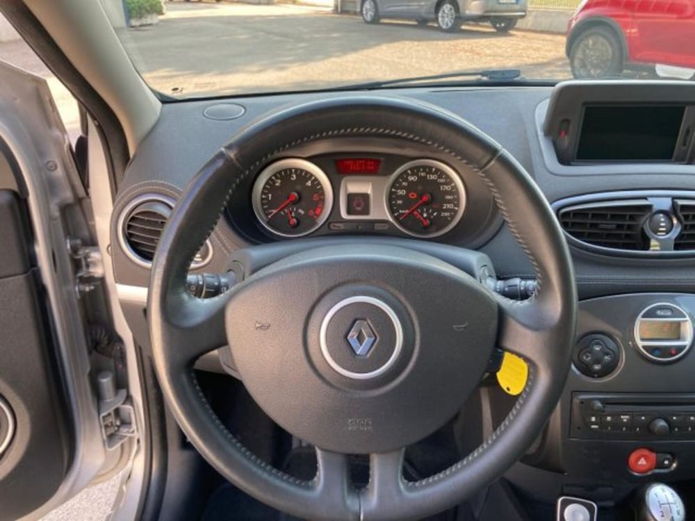 Renault Clio usata a Macerata (12)