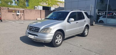 Mercedes-Benz Classe ML 270 turbodiesel cat CDI SE Leather  del 2001 usata a Lainate