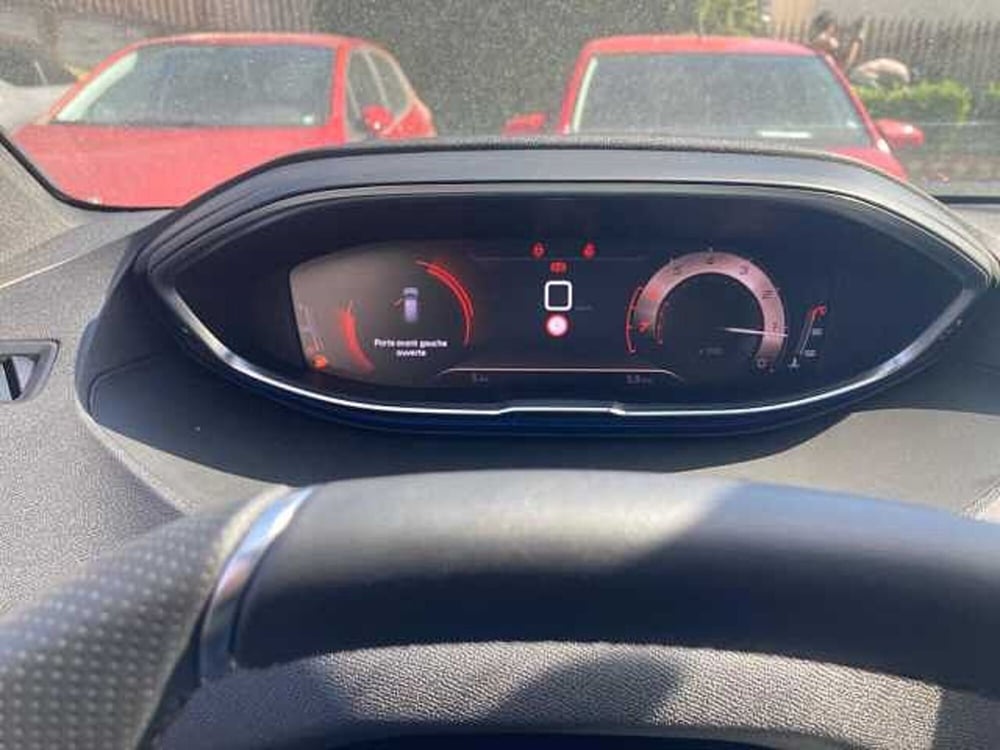 Peugeot 3008 nuova a Messina (10)