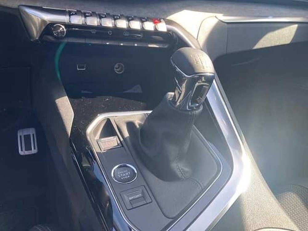 Peugeot 3008 nuova a Messina (6)