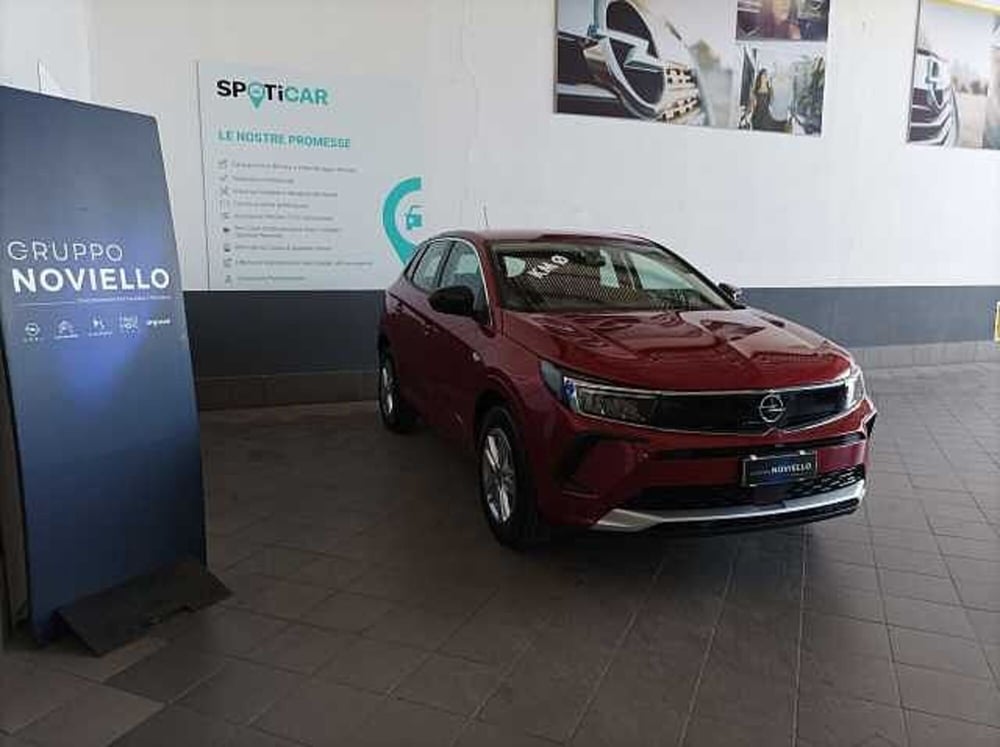 Opel Grandland nuova a Salerno (3)