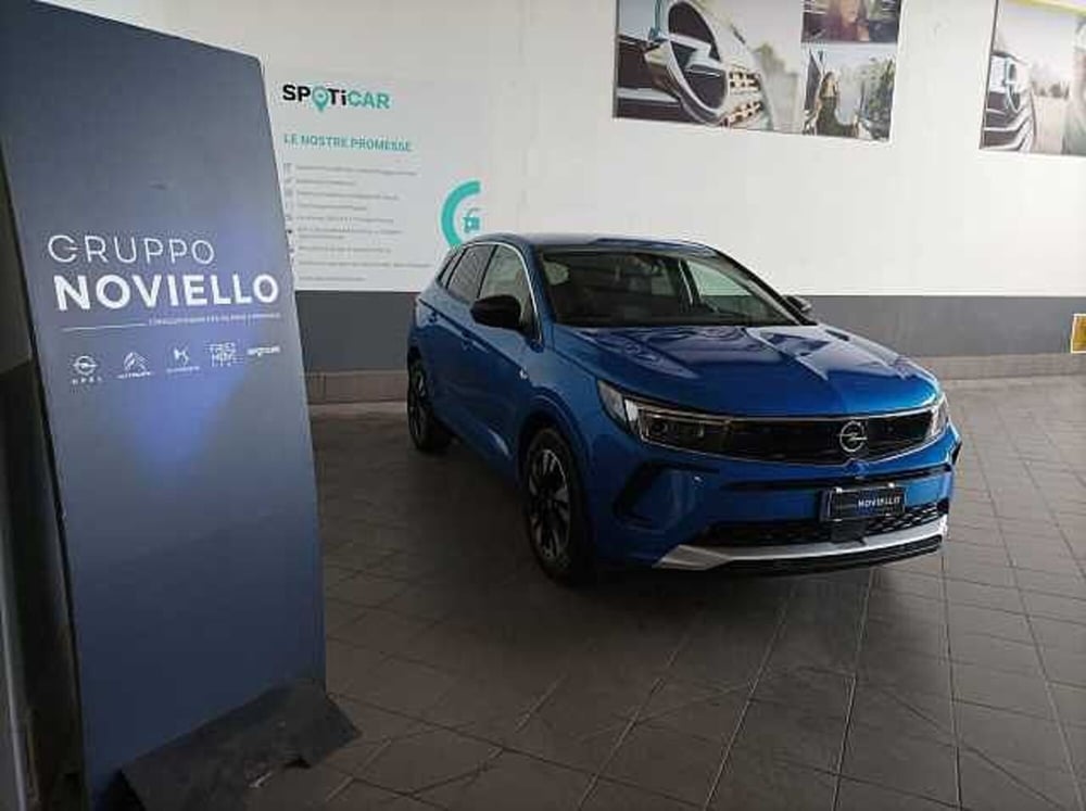 Opel Grandland nuova a Salerno (2)