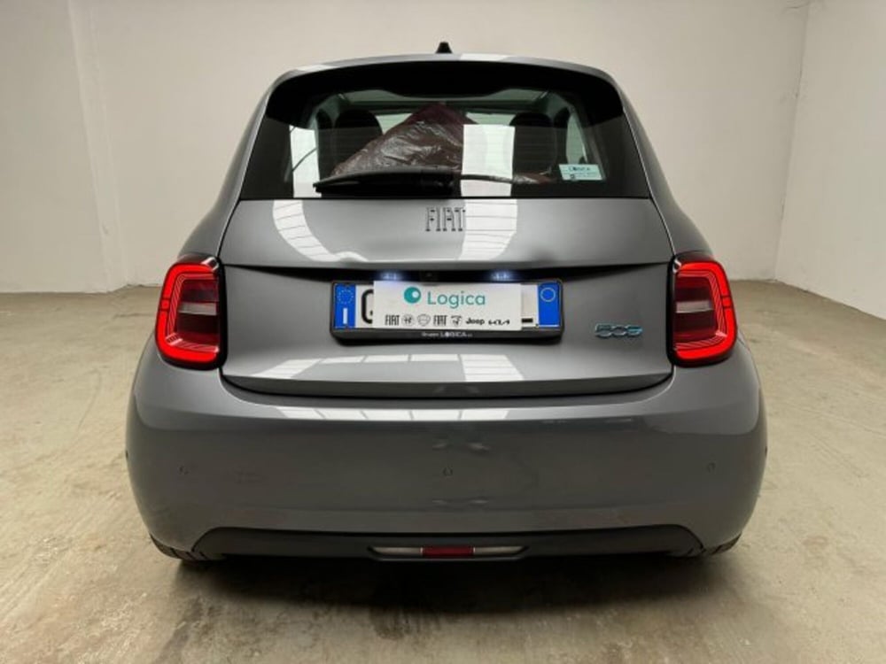 Fiat 500e usata a Biella (10)