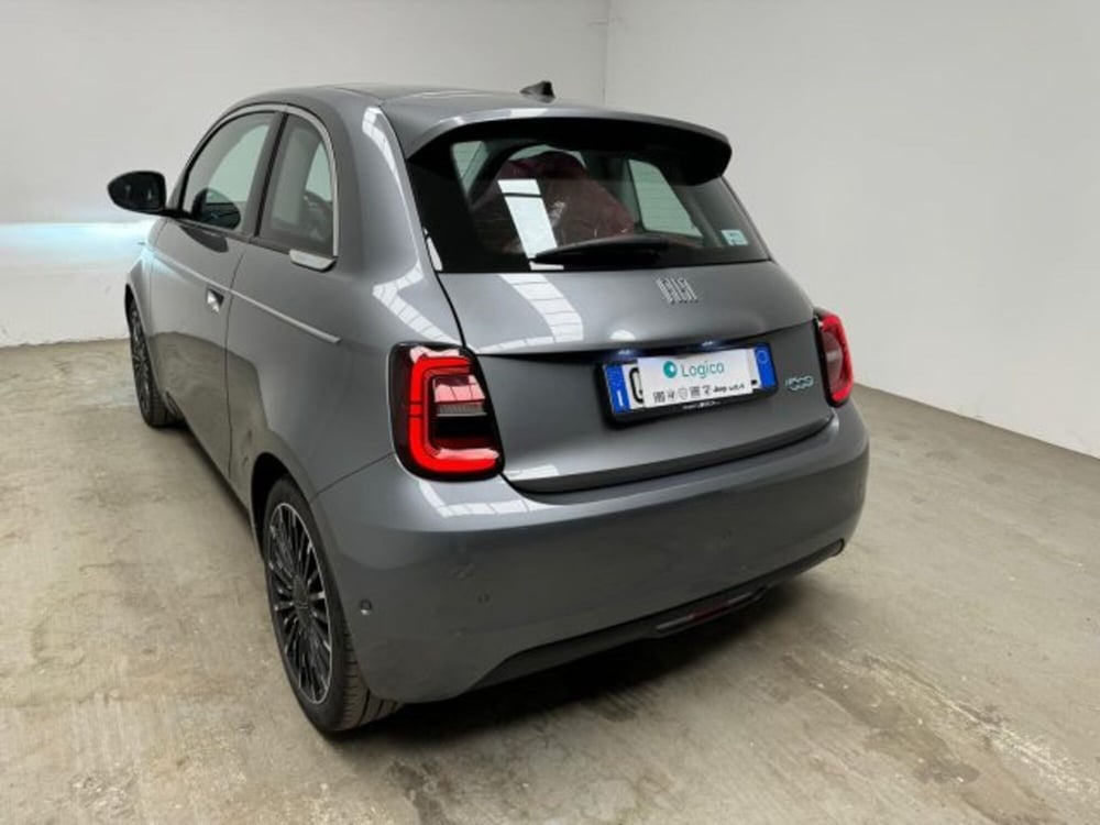 Fiat 500e usata a Biella (4)