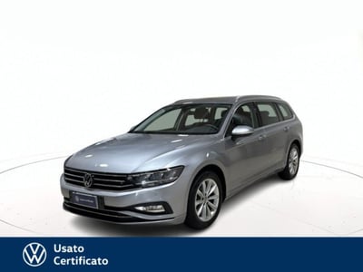 Volkswagen Passat Variant 2.0 TDI DSG Business BlueMotion Tech  del 2023 usata a Arzignano