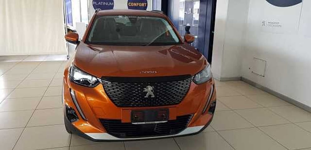 Peugeot 2008 nuova a Pordenone (2)