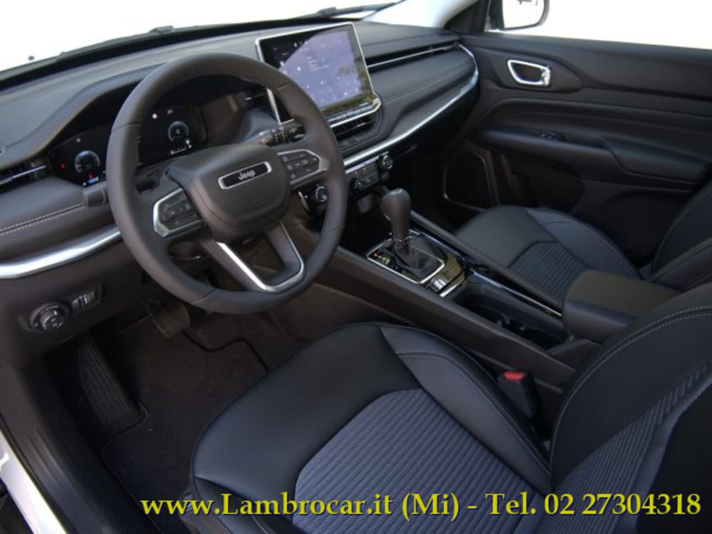 Jeep Compass nuova a Milano (3)