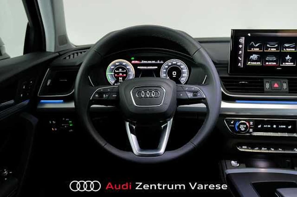 Audi Q5 Sportback nuova a Varese (9)