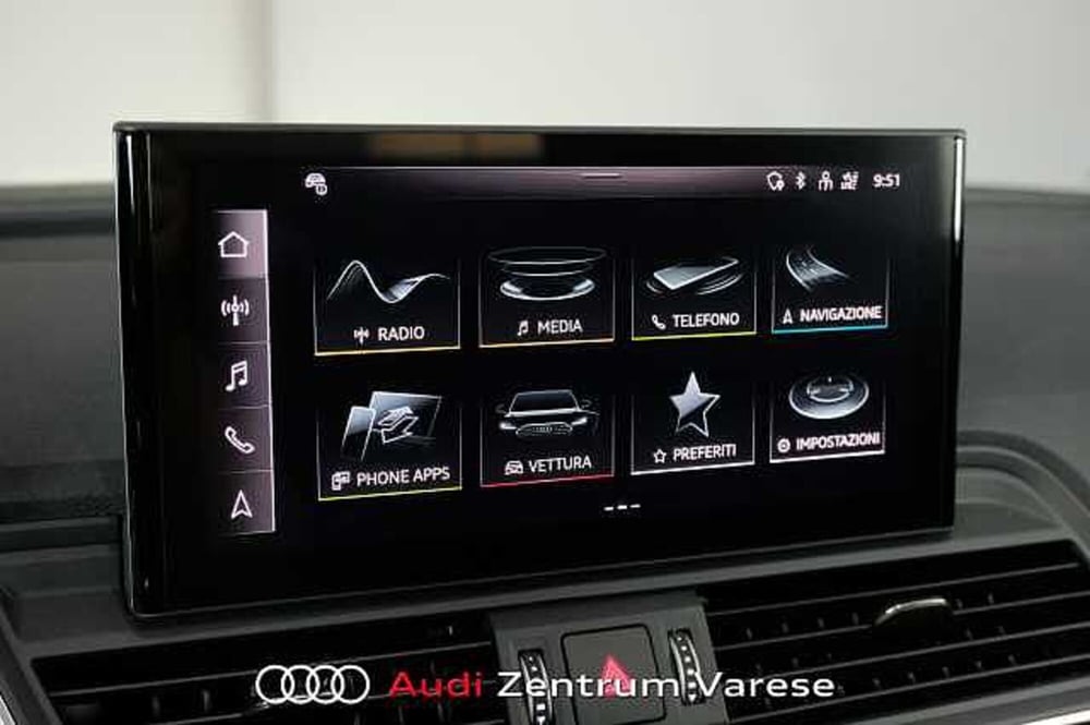 Audi Q5 Sportback nuova a Varese (12)