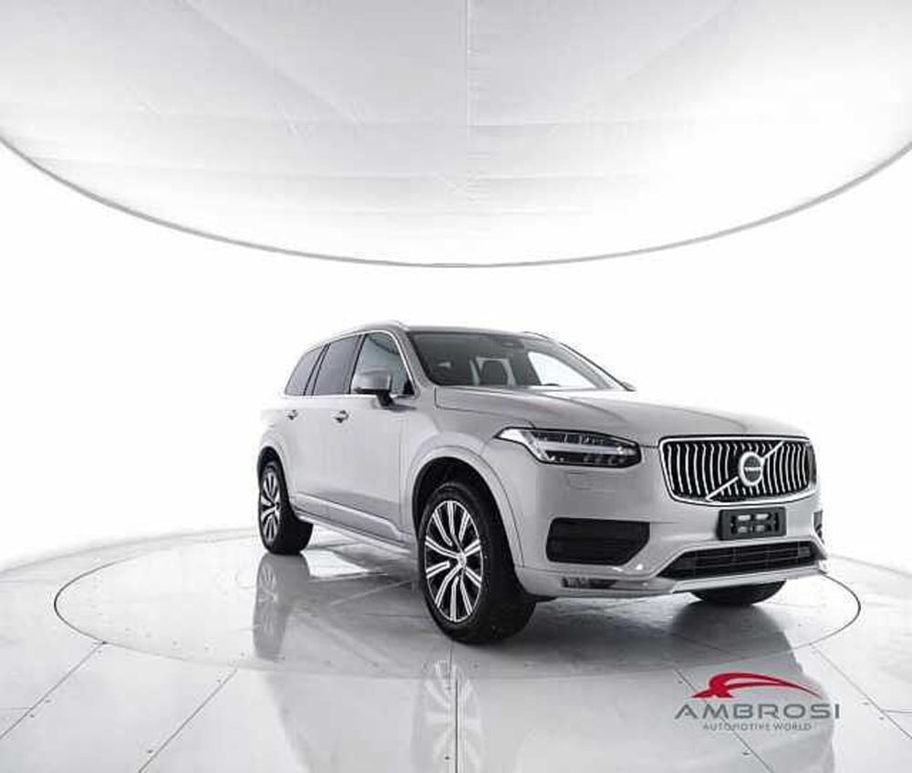 Volvo XC90 nuova a Perugia (2)