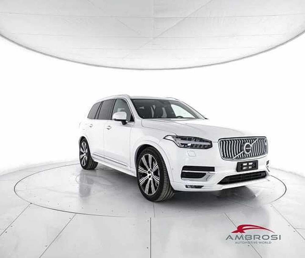 Volvo XC90 nuova a Viterbo (2)