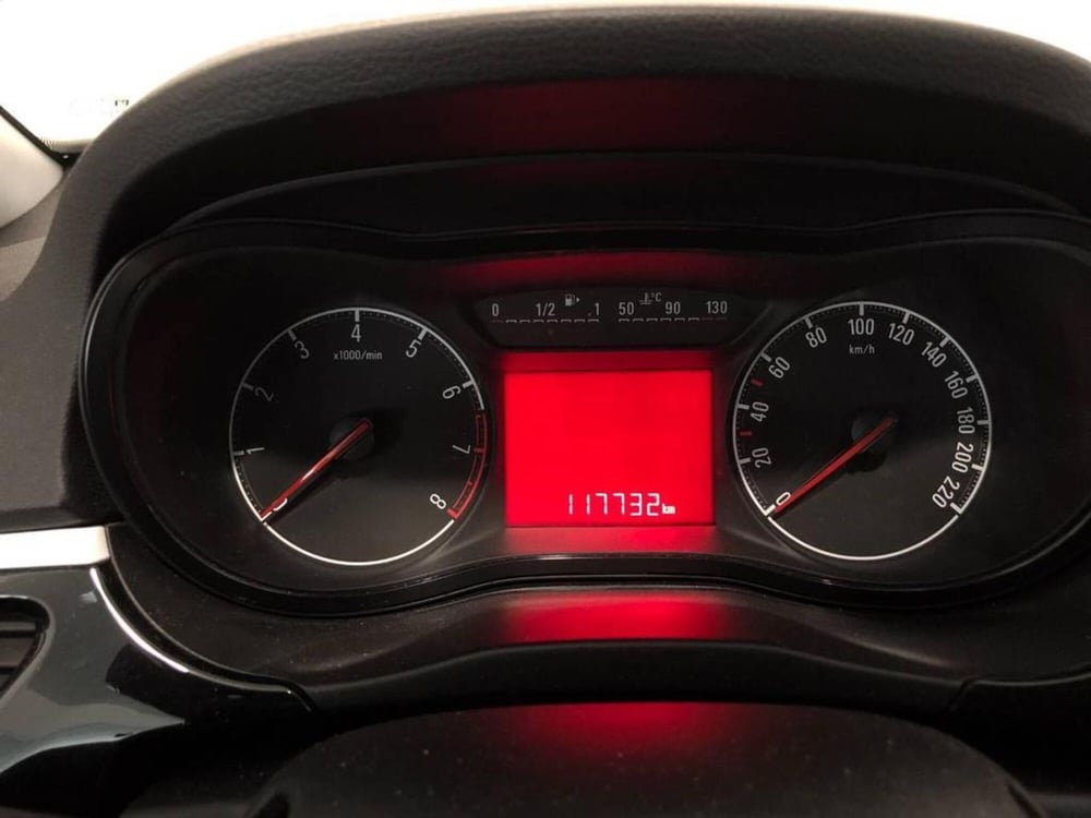 Opel Corsa usata a Torino (11)
