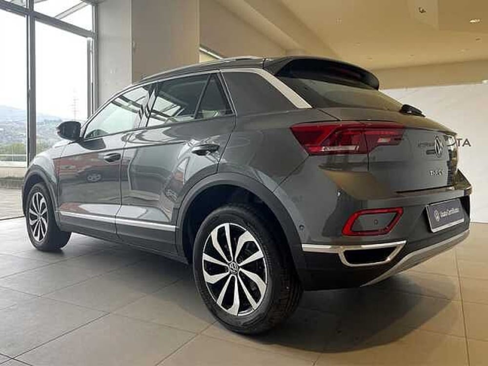 Volkswagen T-Roc nuova a Cosenza (4)