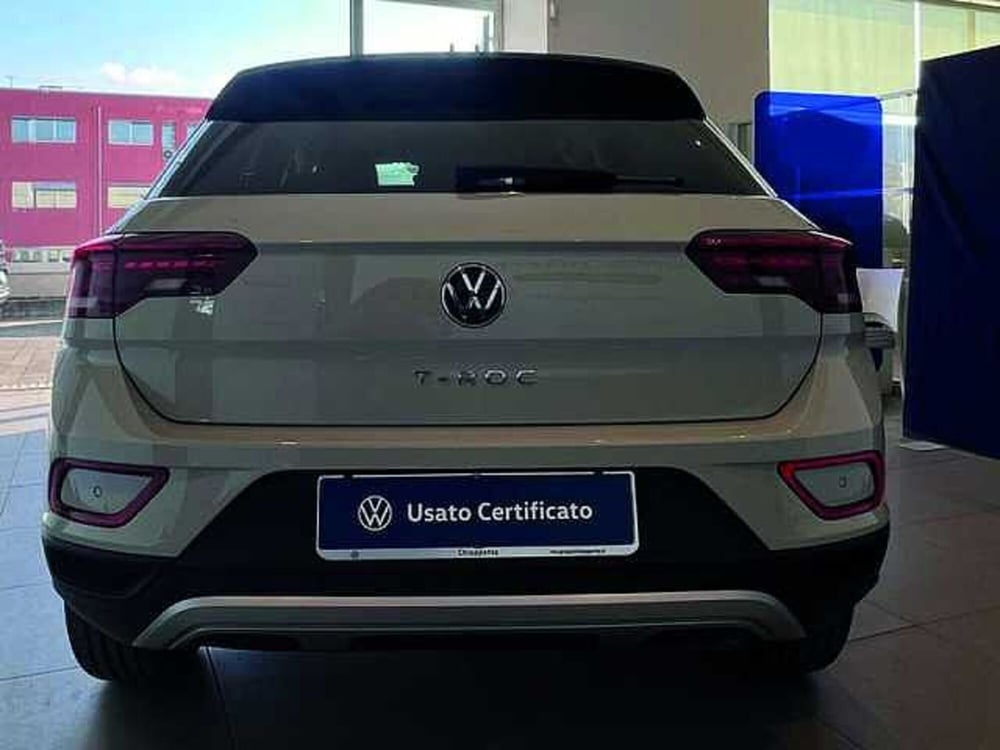 Volkswagen T-Roc nuova a Cosenza (5)