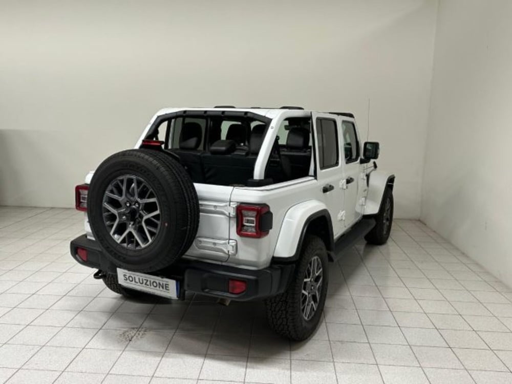 Jeep Wrangler Unlimited usata a Novara (3)