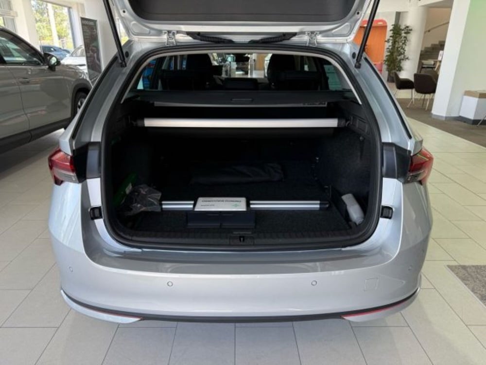 Skoda Octavia Station Wagon nuova a Catania (12)