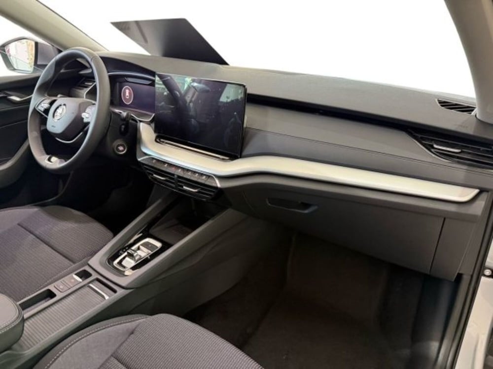 Skoda Octavia Station Wagon nuova a Catania (9)