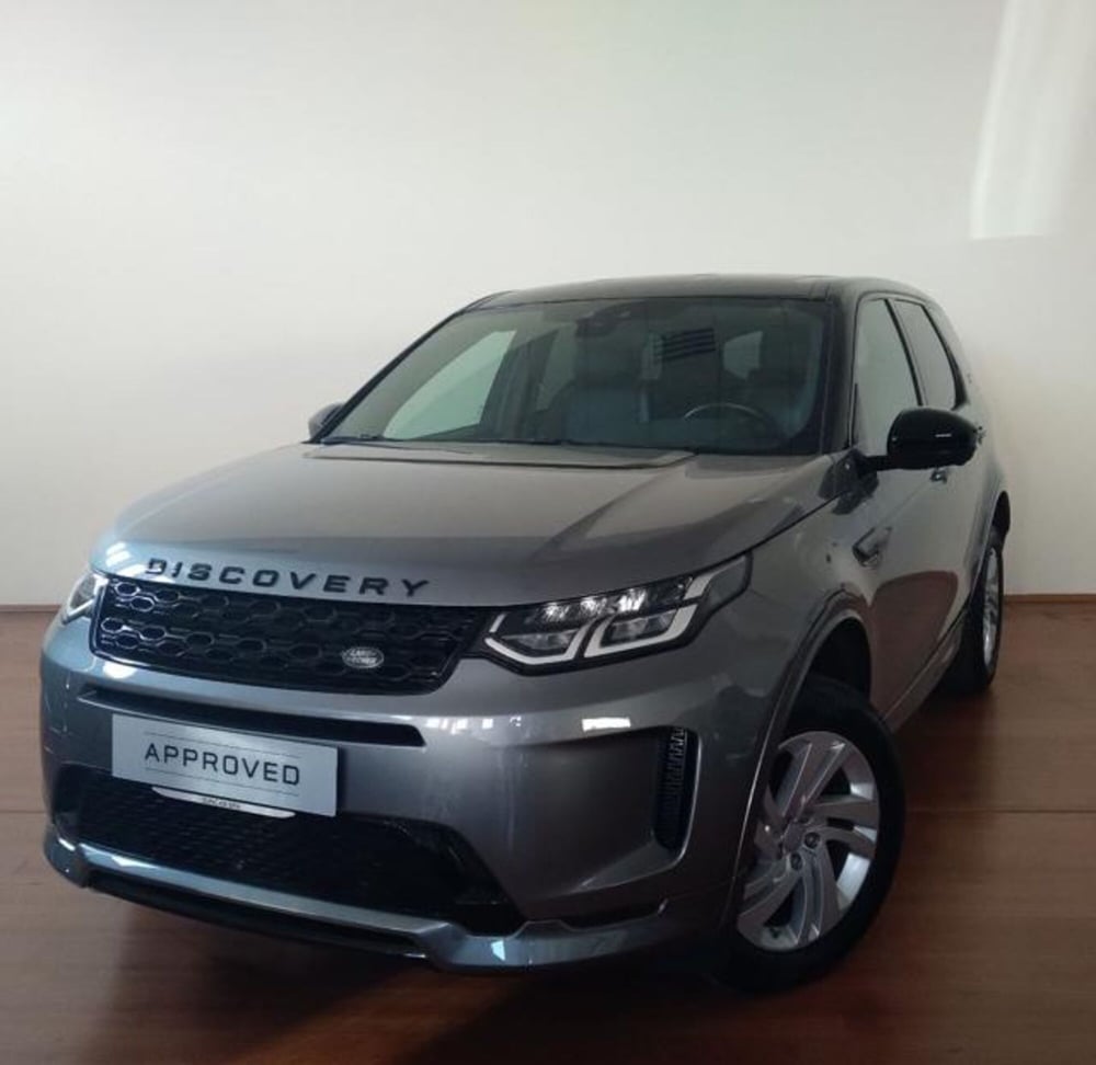 Land Rover Discovery Sport usata a Lucca