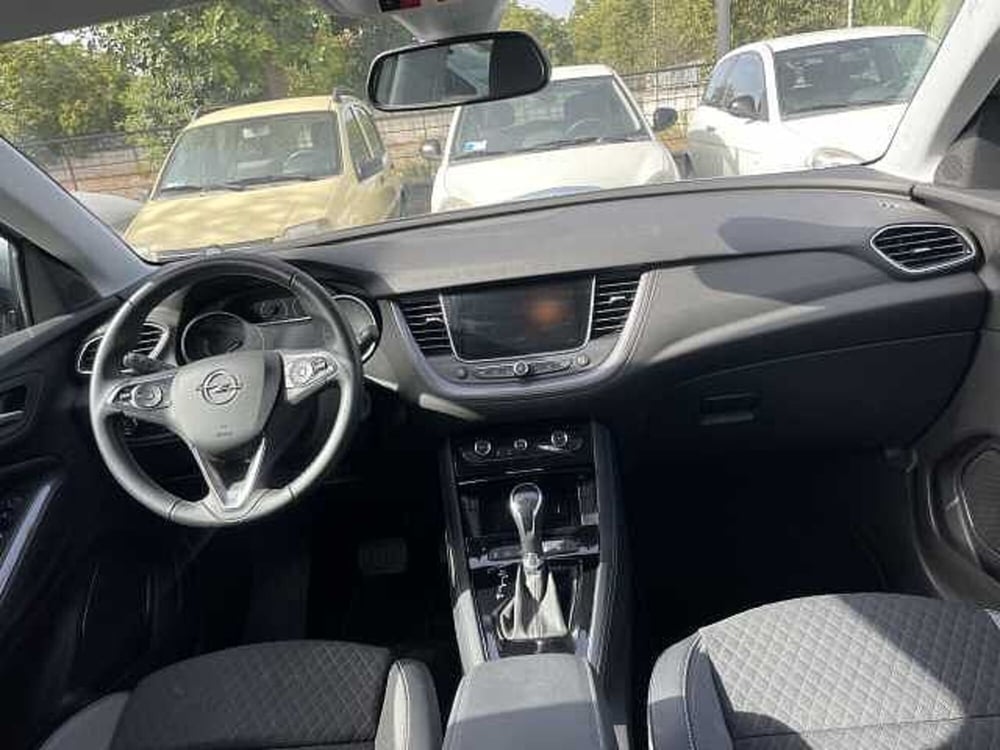 Opel Grandland X usata a Napoli (7)