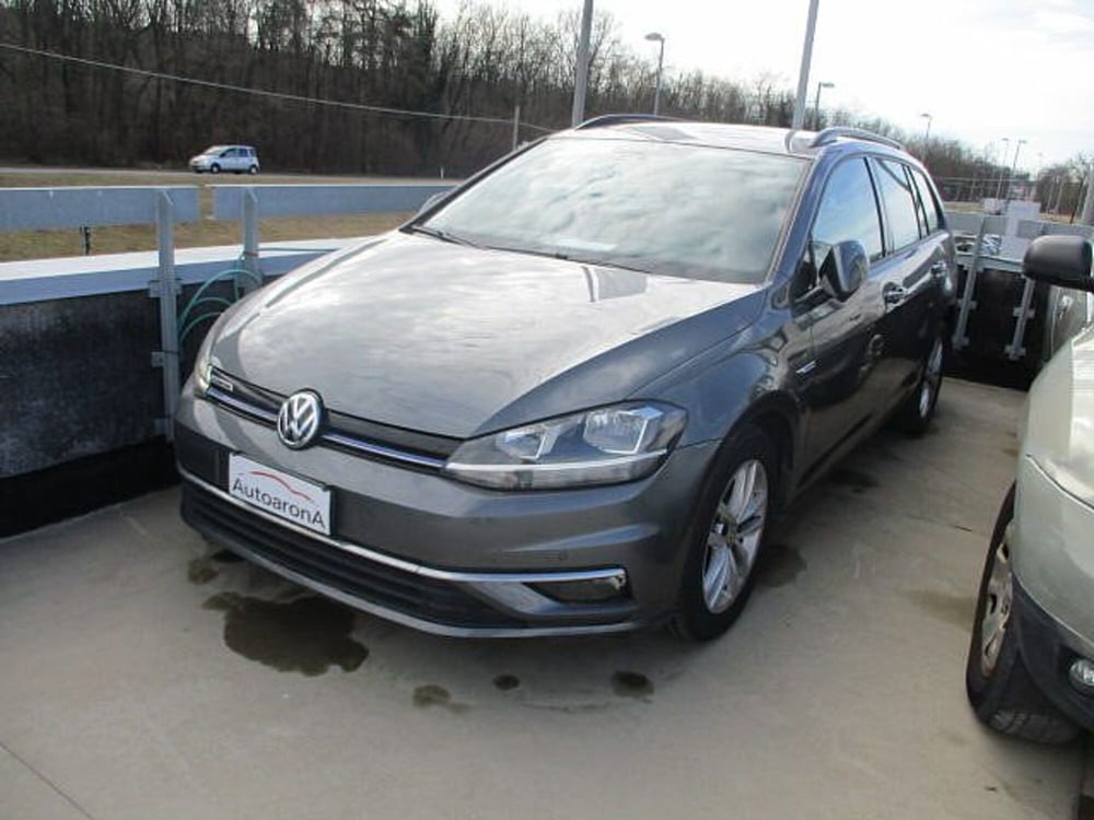 Volkswagen Golf Variant usata a Novara