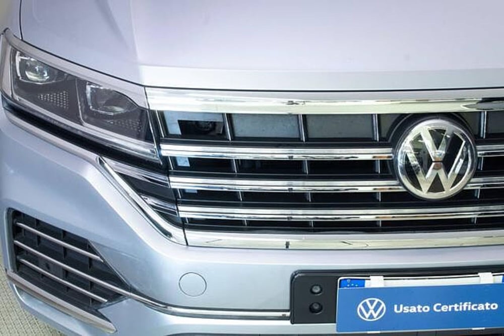 Volkswagen Touareg usata a Novara (15)