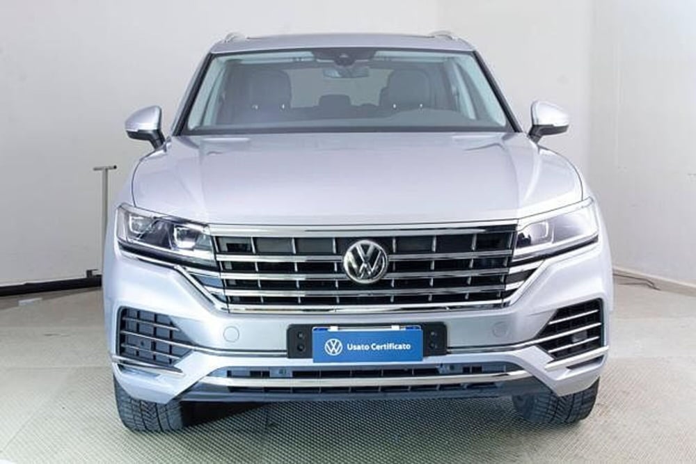 Volkswagen Touareg usata a Novara (2)