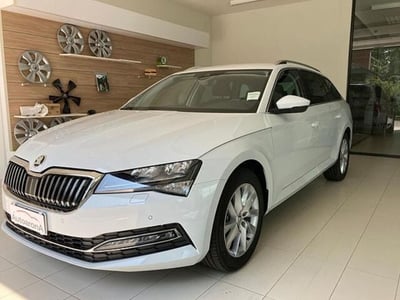 Skoda Superb 2.0 TDI EVO 150 CV SCR DSG Style nuova a Paruzzaro