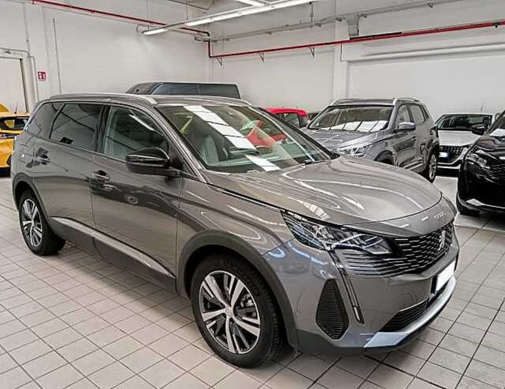 Peugeot 5008 usata a Milano (2)