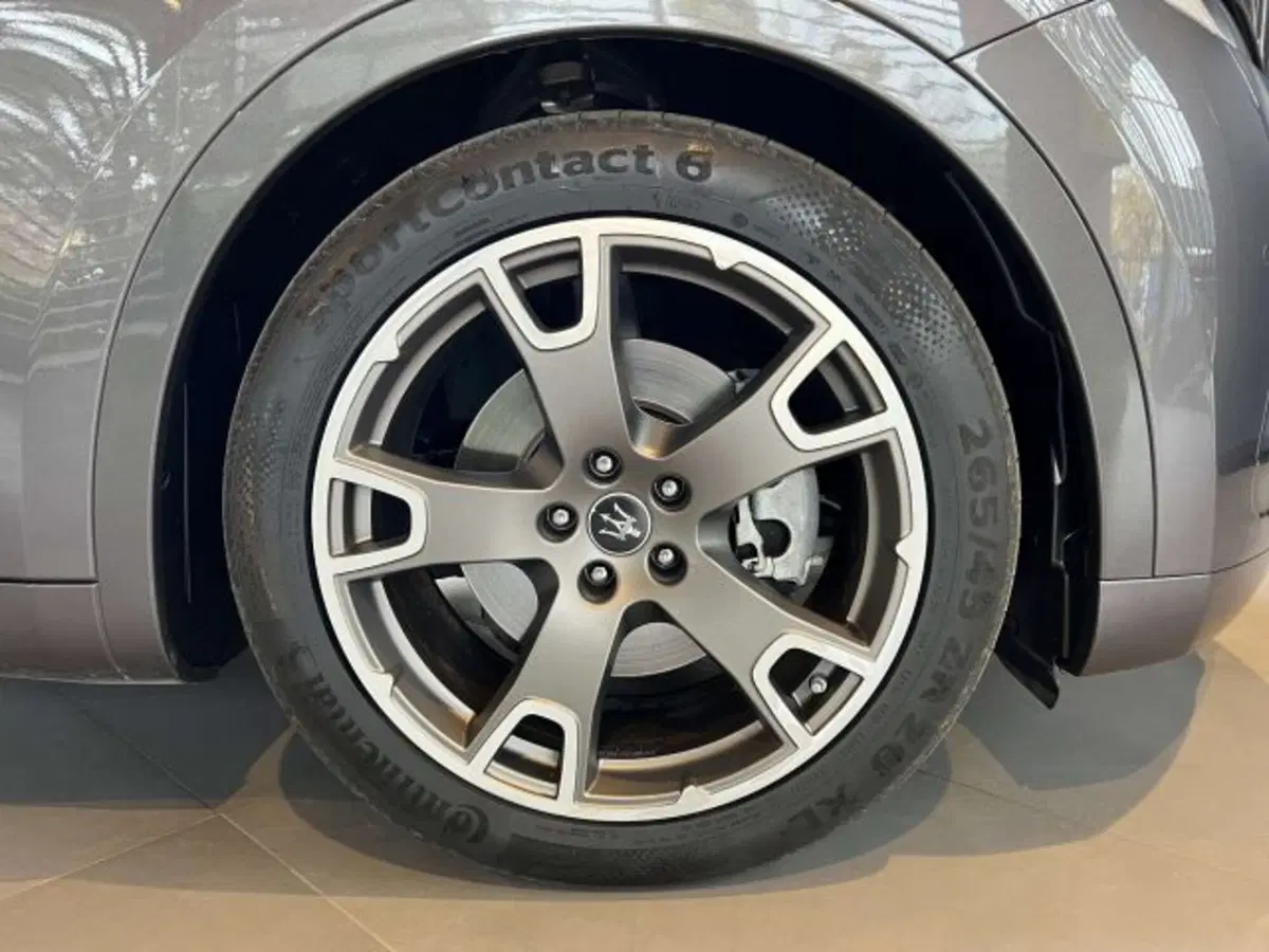 Maserati Levante usata a Torino (4)