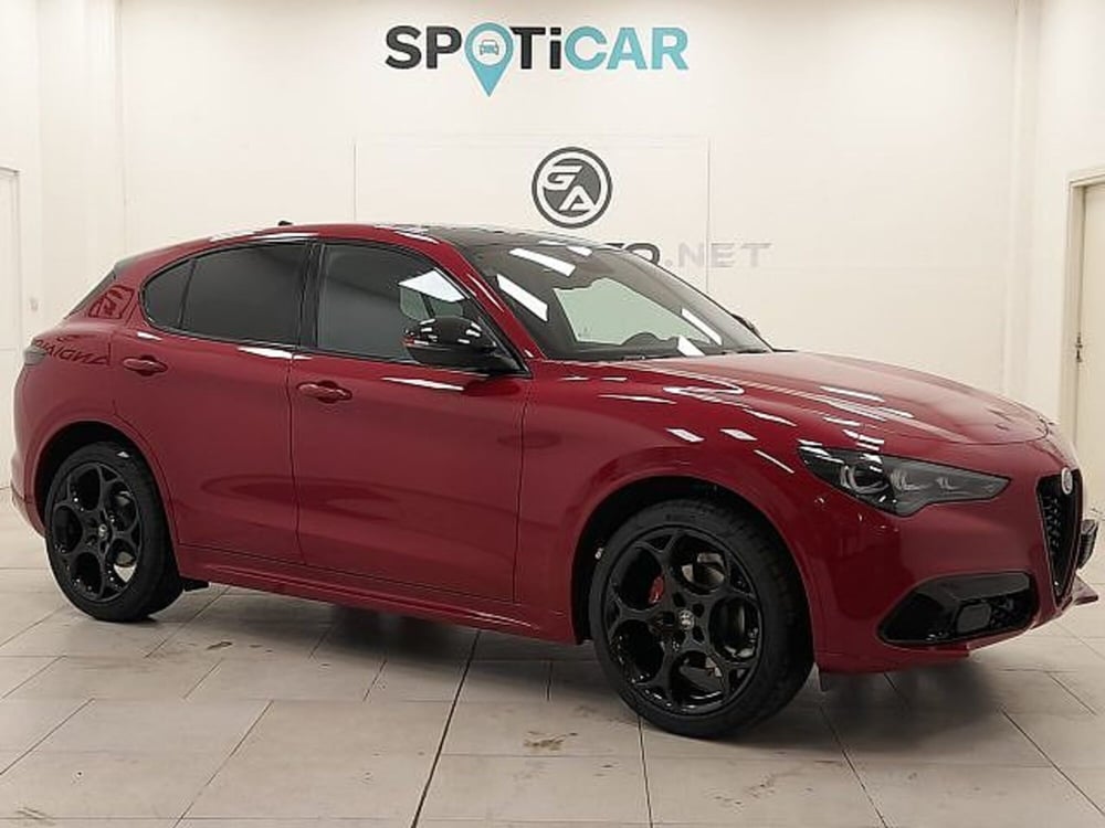 Alfa Romeo Stelvio nuova a Alessandria (3)