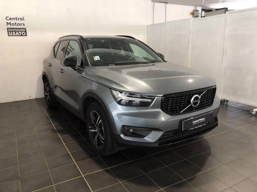 Volvo XC40 usata a Torino (3)