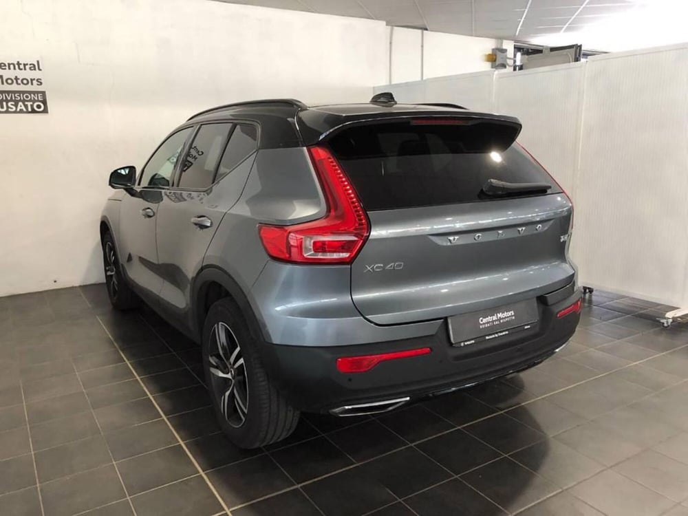 Volvo XC40 usata a Torino (5)