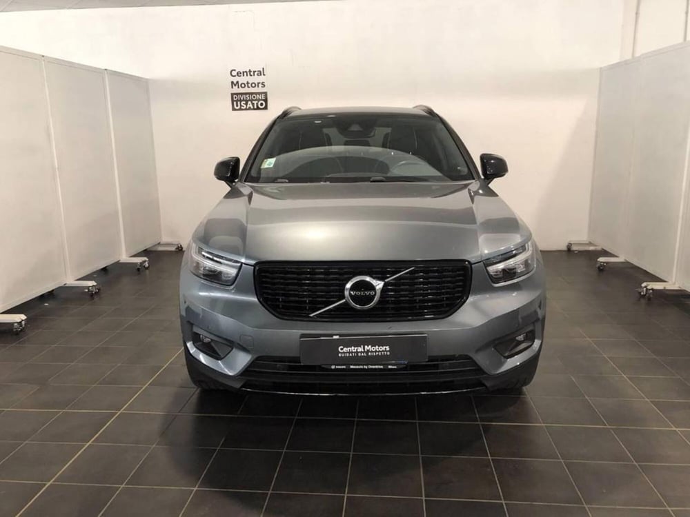 Volvo XC40 usata a Torino (2)