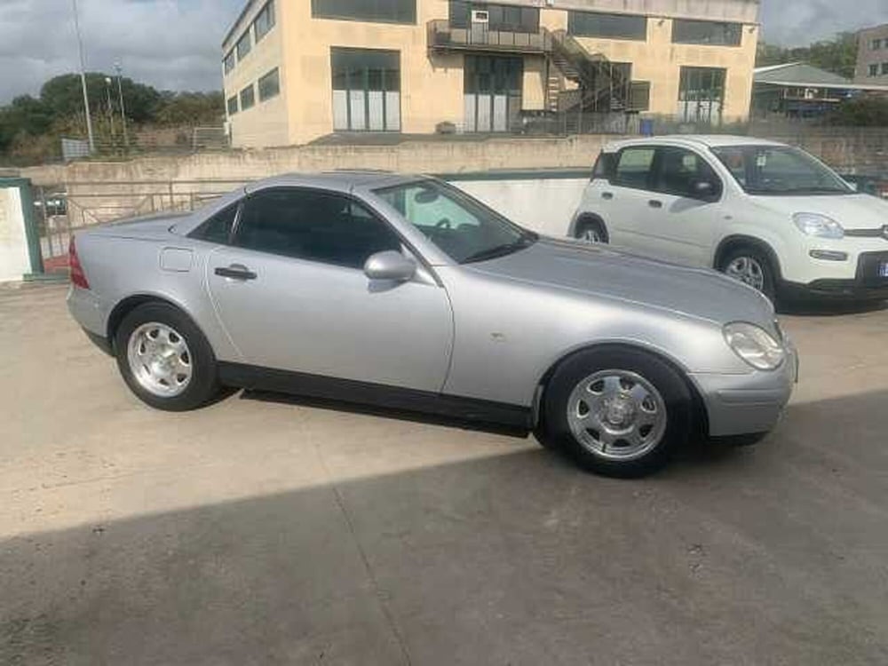 Mercedes-Benz SLK usata a Roma (16)