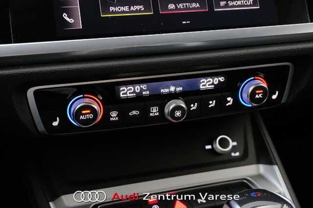 Audi Q3 Sportback usata a Varese (12)