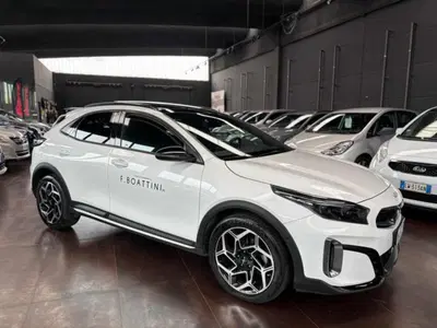 Kia XCeed 1.5 T-GDi 160 CV MHEV DCT Black Line Edition del 2022 usata a Pesaro