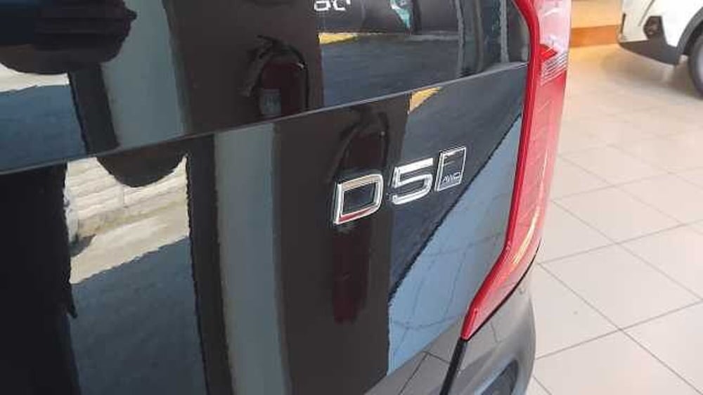 Volvo XC90 usata a Milano (18)
