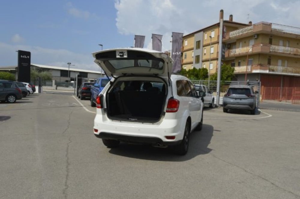 Fiat Freemont usata a Latina (7)