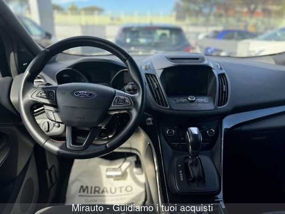 Ford Kuga usata a Roma (11)