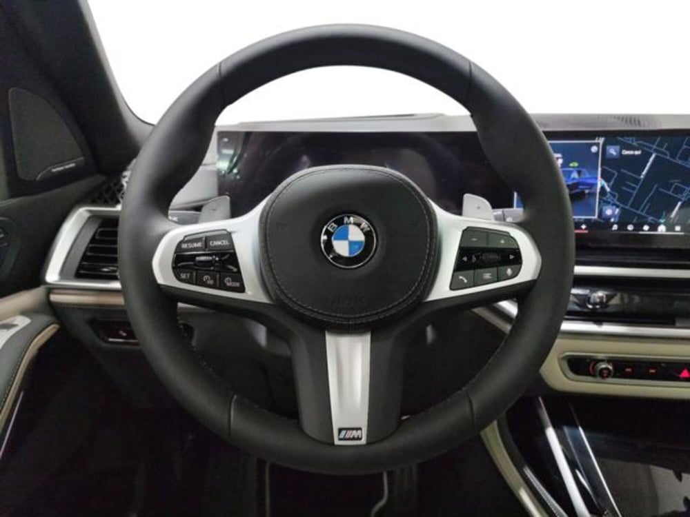 BMW X7 nuova a Modena (7)