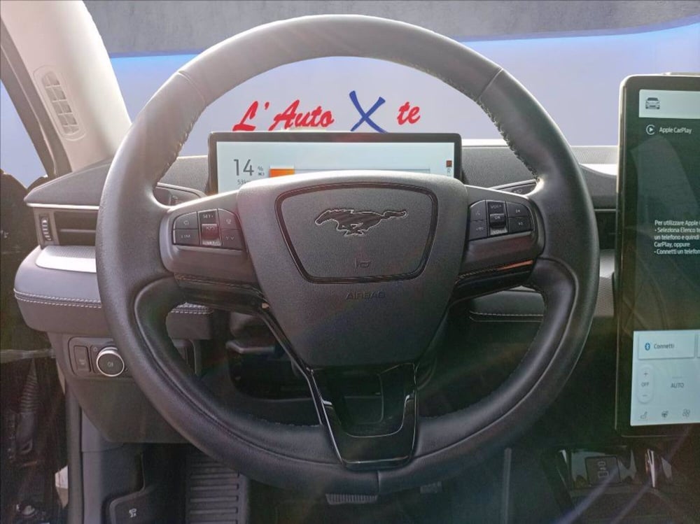 Ford Mustang Mach-E usata a Milano (13)
