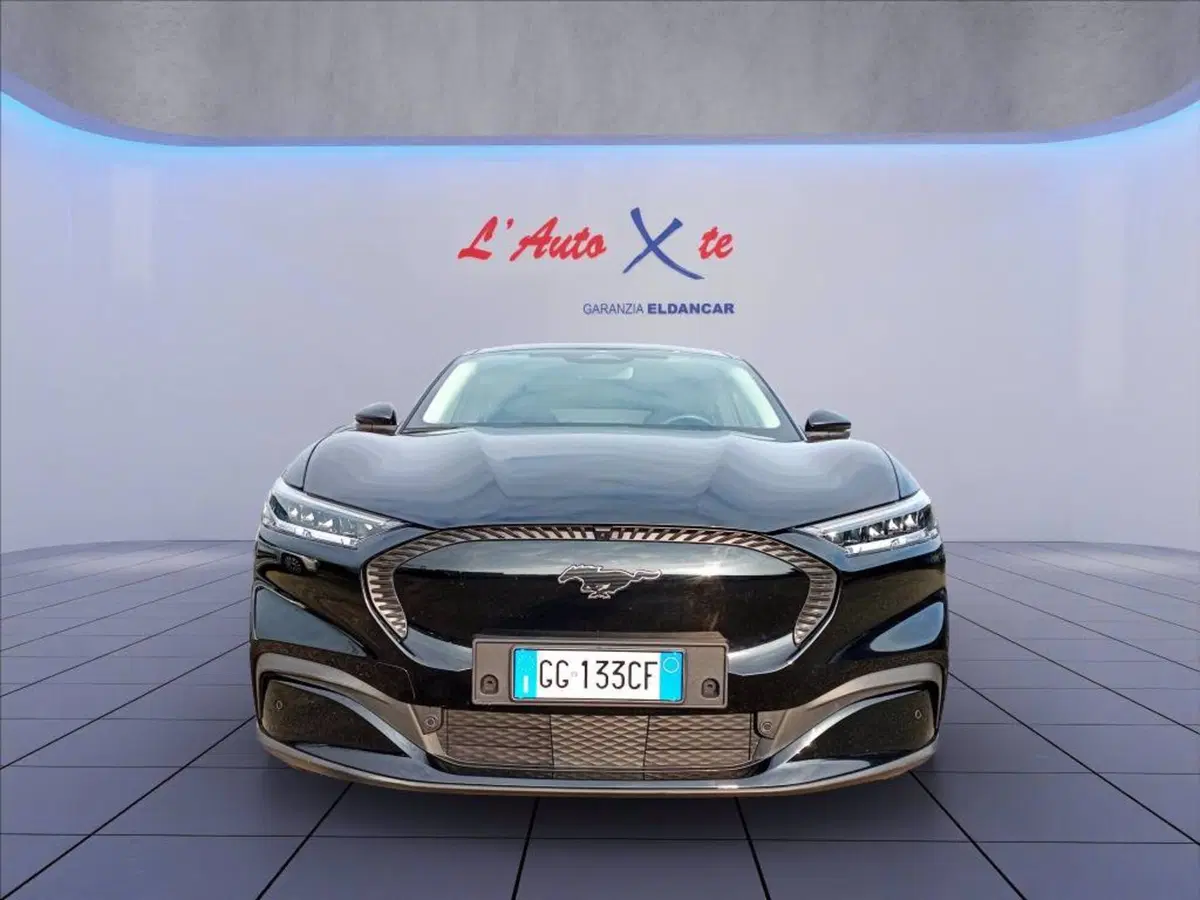 Ford Mustang Mach-E usata a Milano (2)
