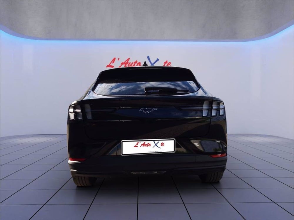Ford Mustang Mach-E usata a Milano (6)