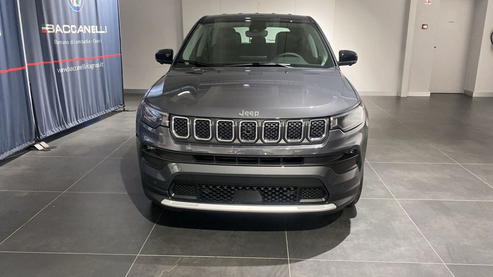 Jeep Compass nuova a Bergamo (6)