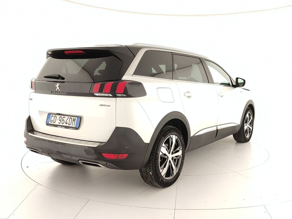 Peugeot 5008 usata a Caserta (6)